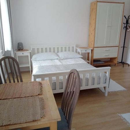 Apartamento Pokoje U Bozeny Ostrowo  Exterior foto