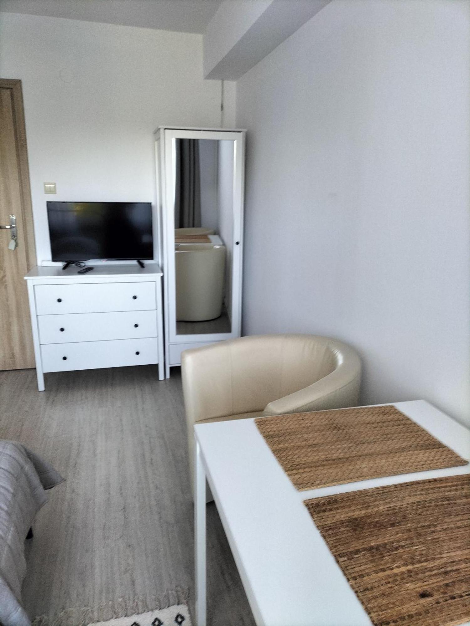 Apartamento Pokoje U Bozeny Ostrowo  Exterior foto