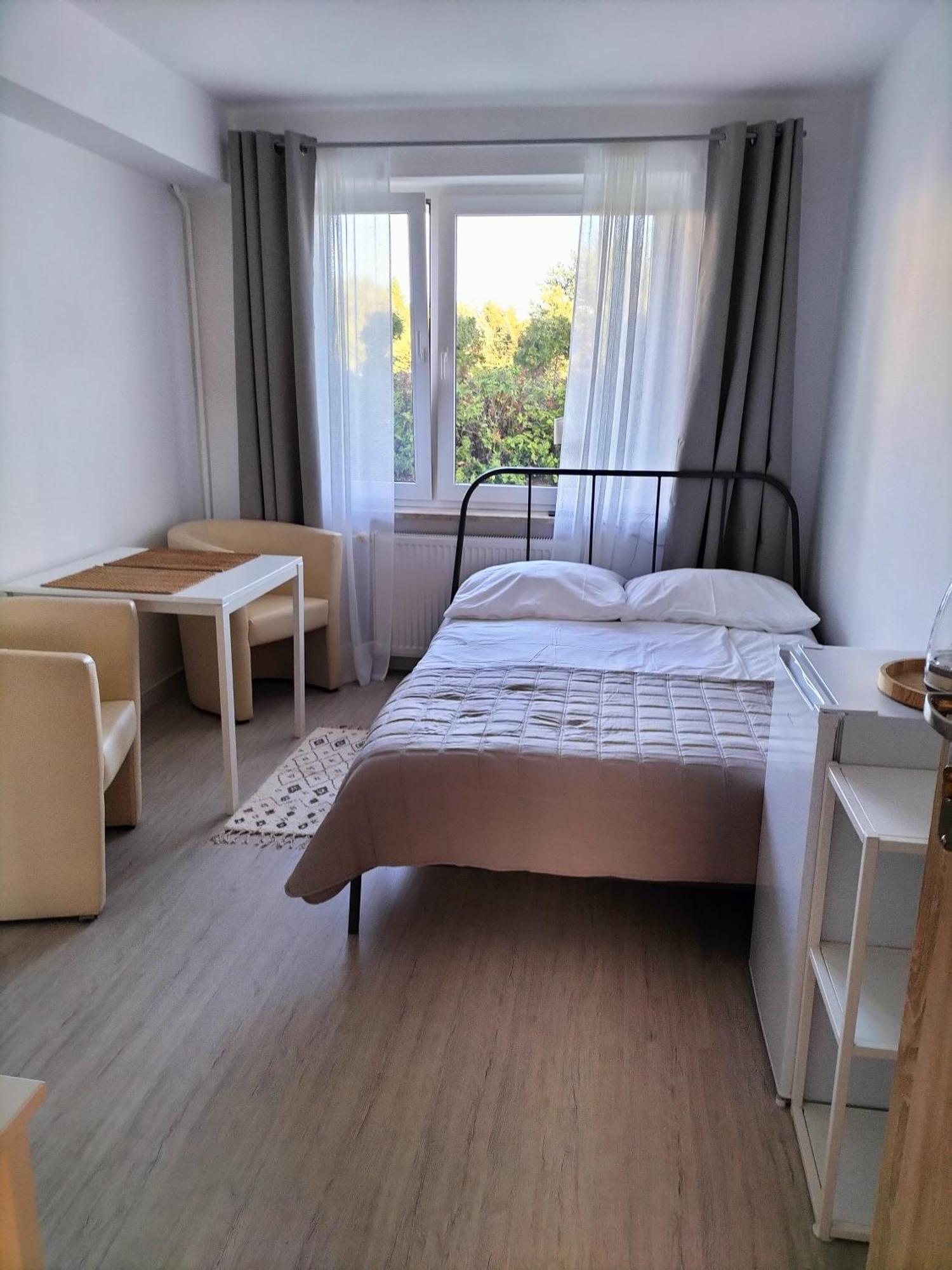 Apartamento Pokoje U Bozeny Ostrowo  Exterior foto