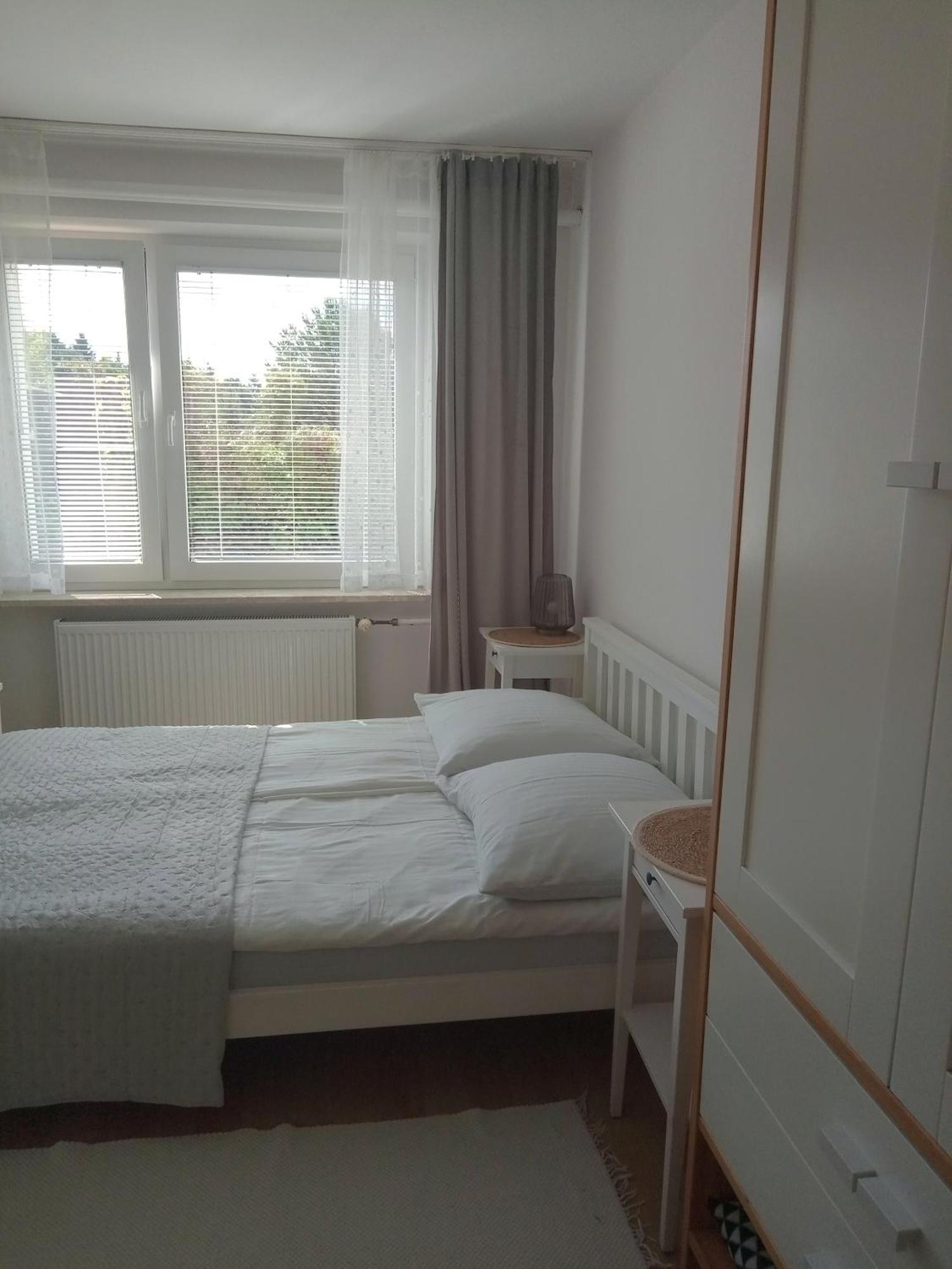 Apartamento Pokoje U Bozeny Ostrowo  Exterior foto