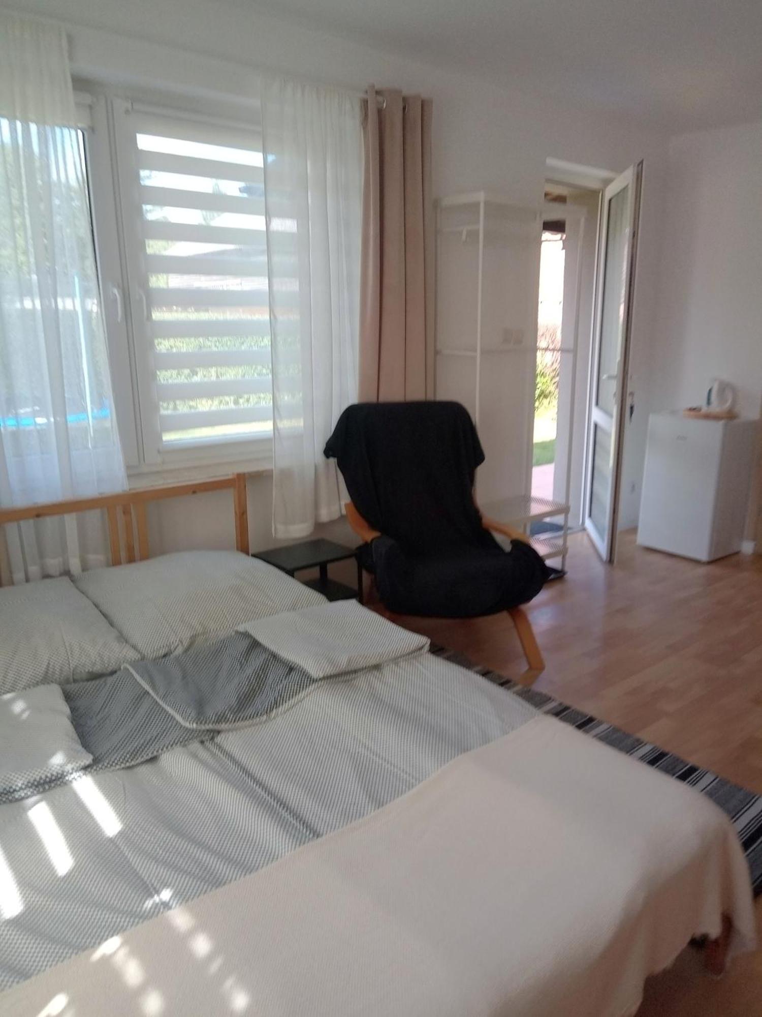 Apartamento Pokoje U Bozeny Ostrowo  Exterior foto